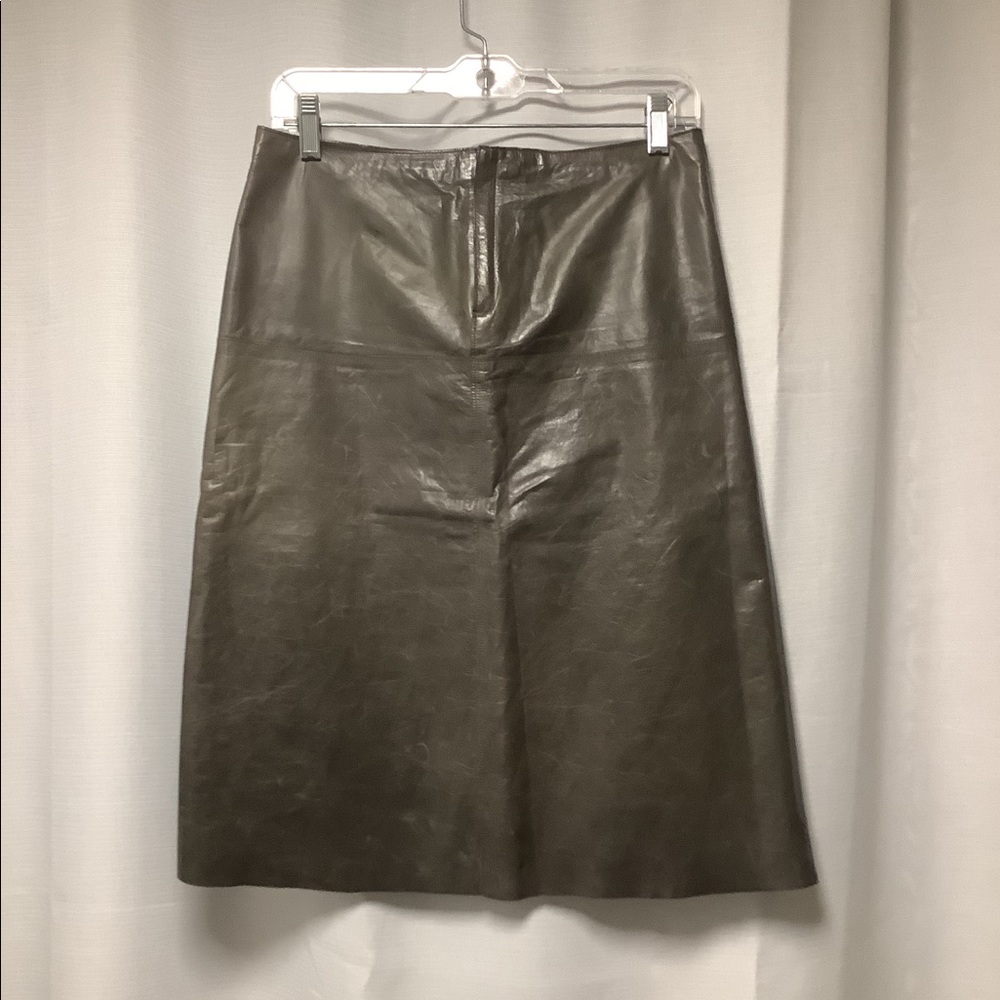 BR sz 2 lined leather midi front zip raw edge hem
